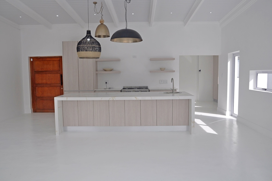 3 Bedroom Property for Sale in Hersham Western Cape